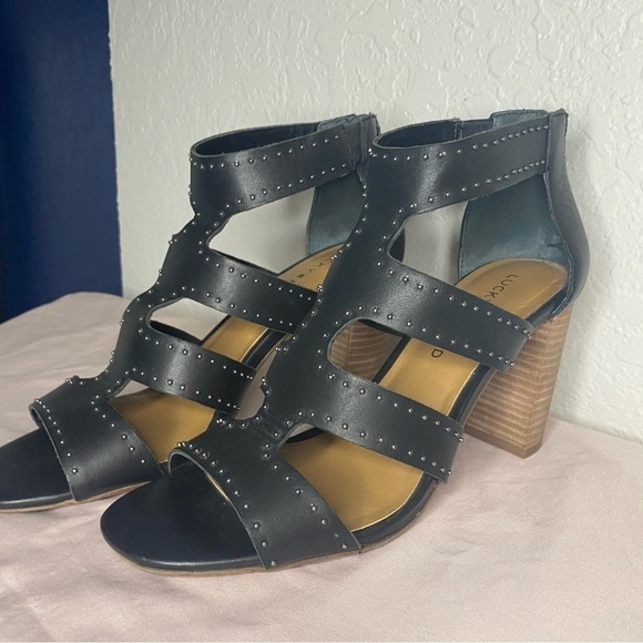𝅺lucky Brand Heels - Picture 4 of 9